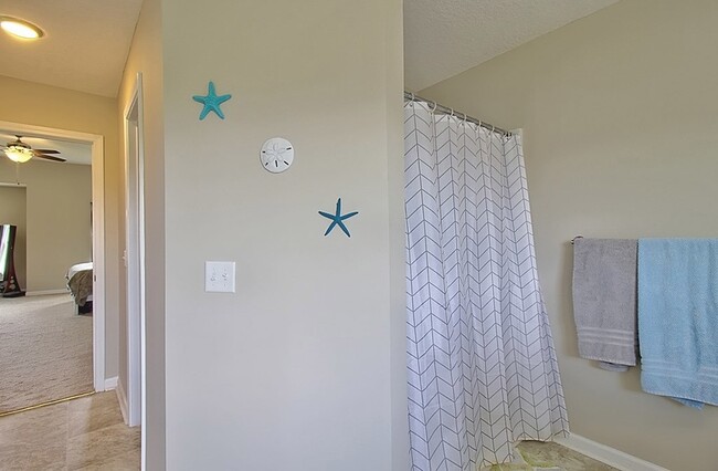 Building Photo - 1303 Windrow Dr