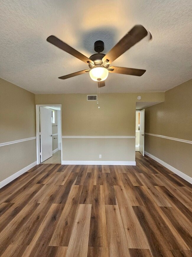 Building Photo - 1541 Windorah Way
