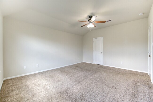 Building Photo - 3027 Dripping Springs Ct