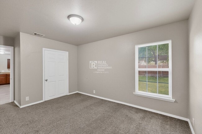 Building Photo - Move-In Ready Arlington Home Near AT&T Stadium for Rent