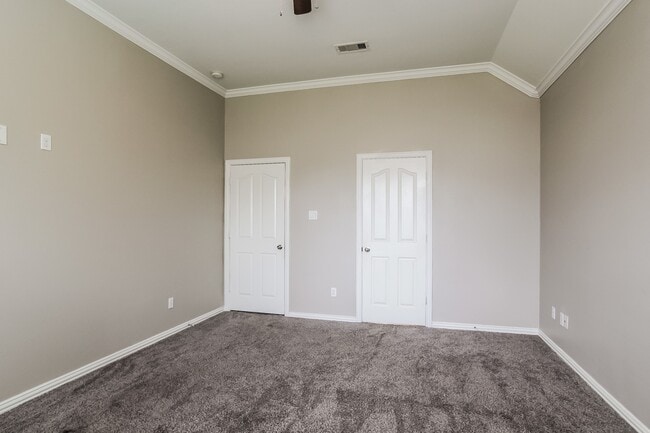 Building Photo - 5211 Clipper Hill Ct