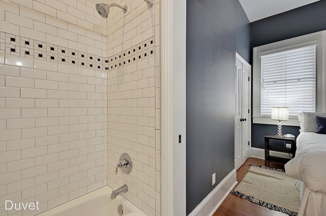 Building Photo - 3 br, 3 bath House - 52 Cannon Street B