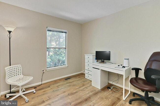 Building Photo - 9694 Poindexter Ct