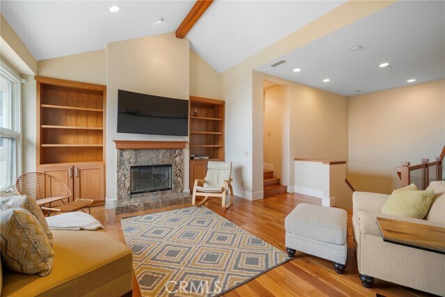 Building Photo - 6 Pacific Vista