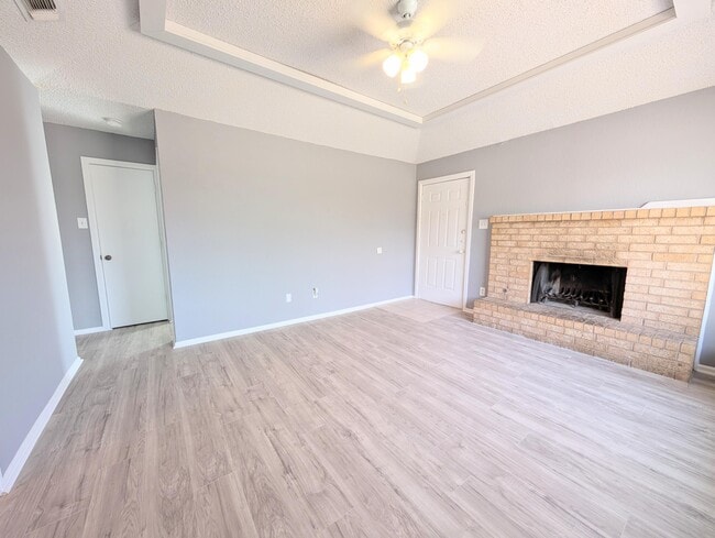 Building Photo - 6108 37th St