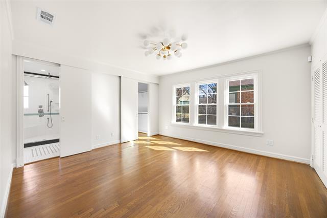 Building Photo - 5623 McCommas Blvd