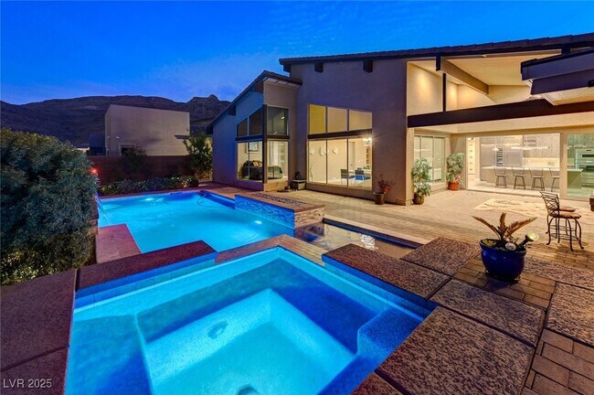 Building Photo - 6832 Apogee Ridge Ct