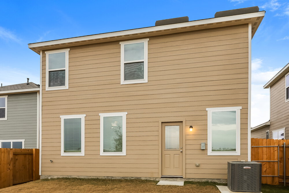 Building Photo - 1442 Reiner Dr