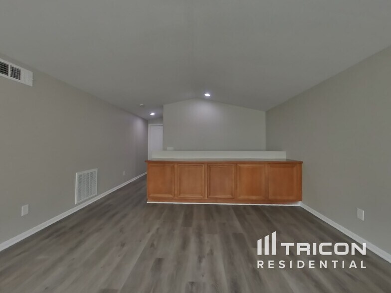 Building Photo - 29848 Tierra Shores Ln