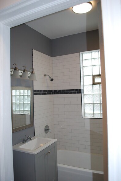 Building Photo - 8557 S Morgan St