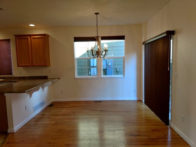 Building Photo - Terrific Two-Story Home in Broomfield!