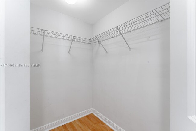 Building Photo - 1755 E Hallandale Beach Blvd