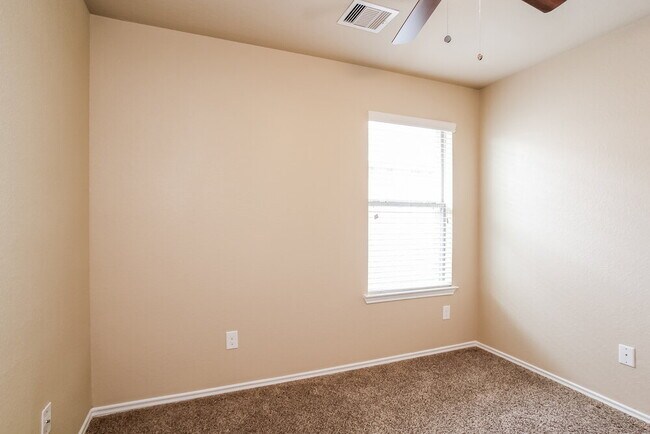 Building Photo - 15419 Rancho Joya Wy