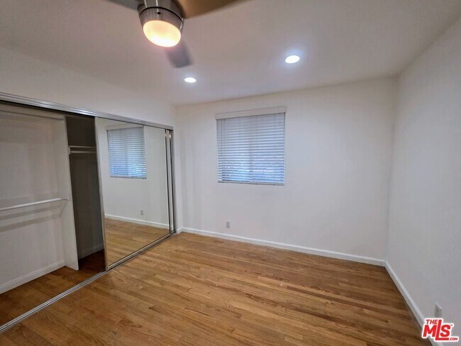 Building Photo - 1029 Pleasant View Ave