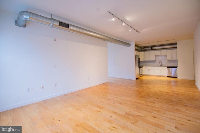 Building Photo - 224 Church St