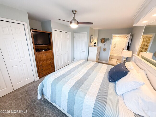 Building Photo - 1 21st Ave