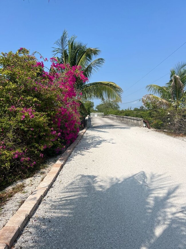 Building Photo - Live on a private island!- Bradenton, FL
