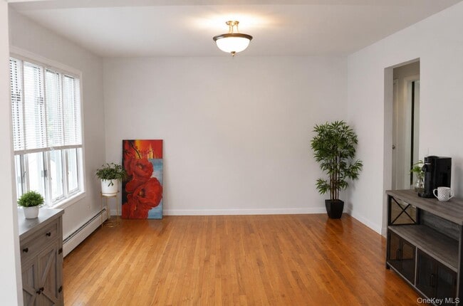 Building Photo - 69-71 Grand St S