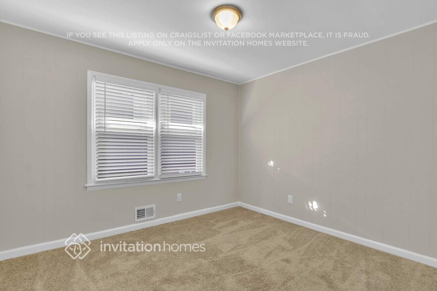 Building Photo - 160 Stafford St SW