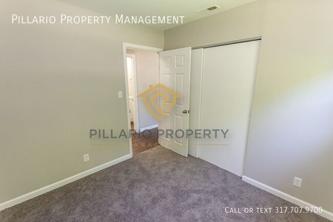 Building Photo - 2832 Manlove Ave