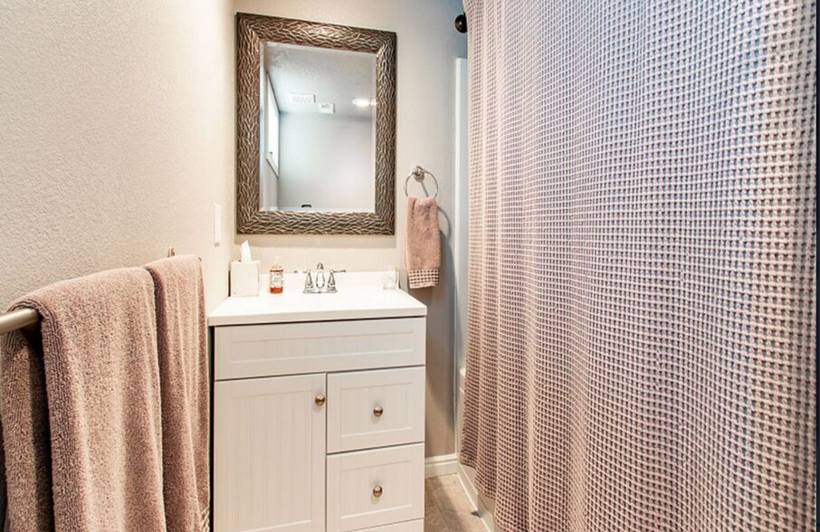 Bathroom (Basement) - 1550 S 1300 E