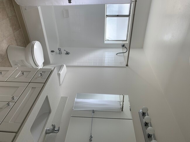 Floorplan - Hacienda Apartments