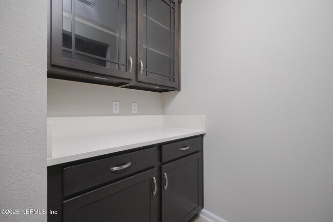Building Photo - 299 Clarys Run