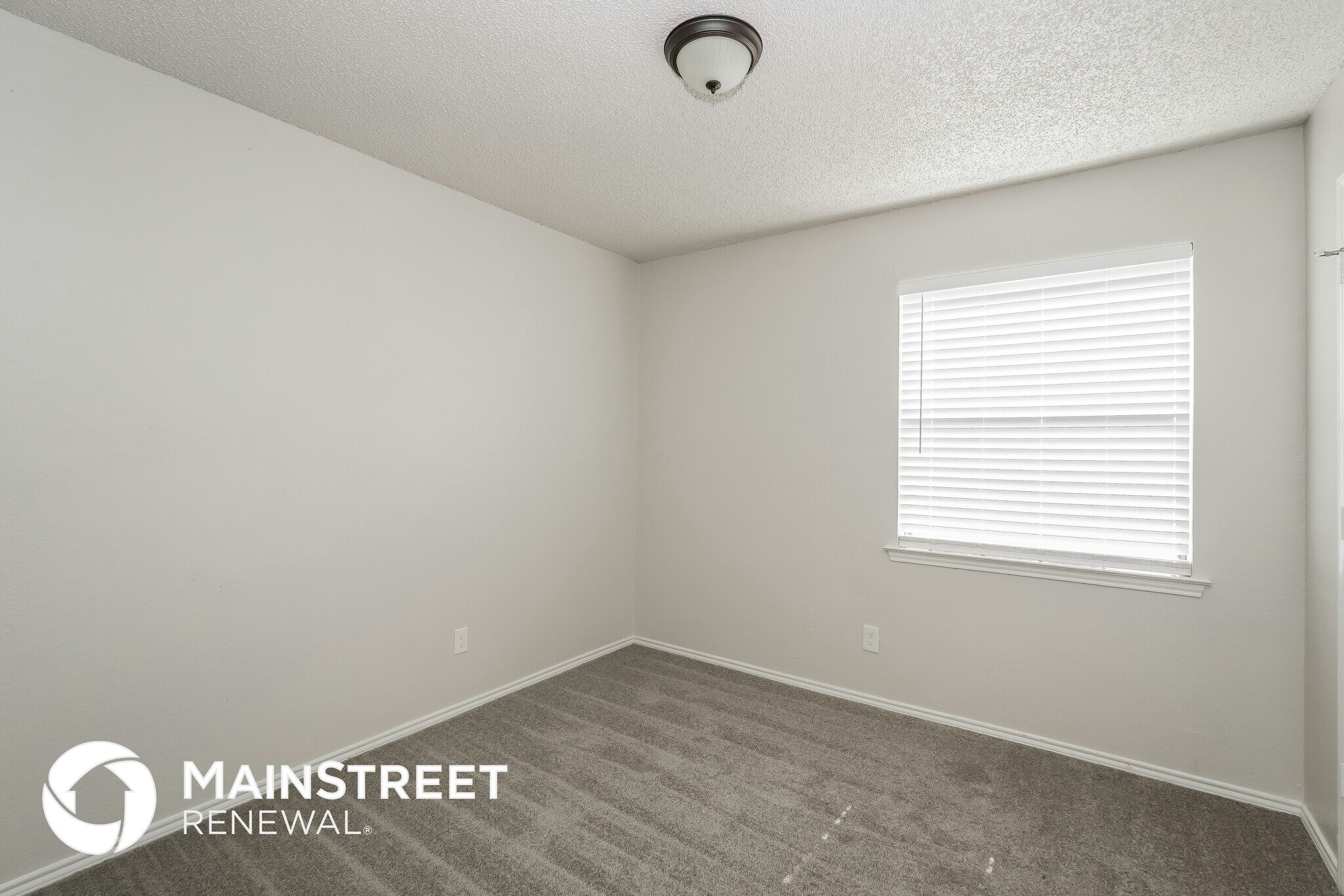 Building Photo - 1072 Westcliff Ave