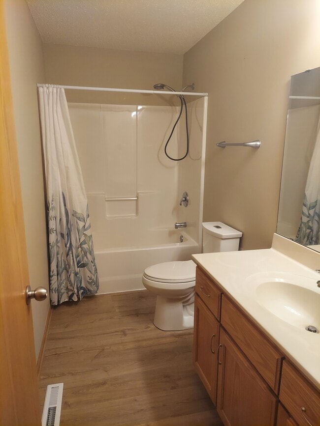 Building Photo - 5176 54th Ave NW