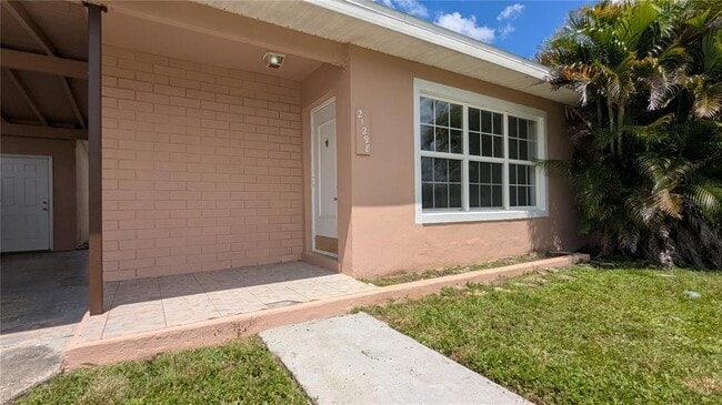 Building Photo - 21298 Percy Ave