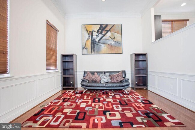 Building Photo - 3041 Bel Pre Rd