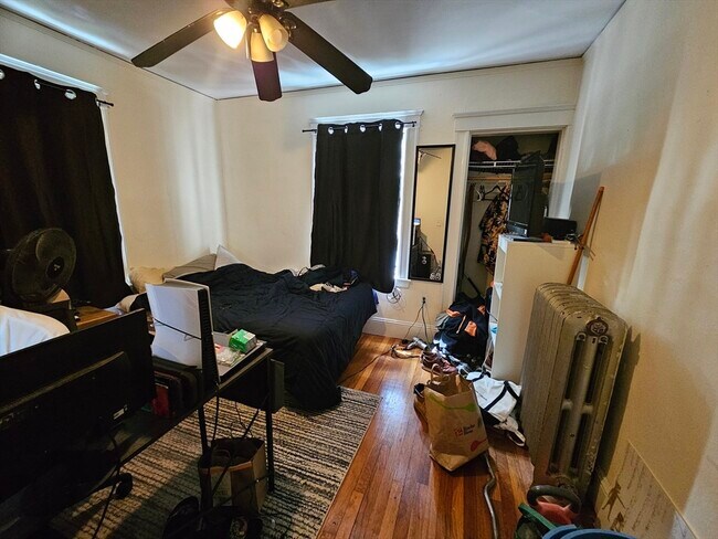 Building Photo - 14 Champney St