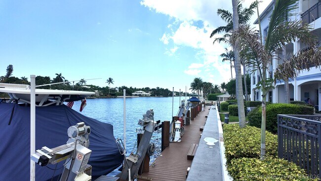 Building Photo - 3038 Waterside Cir