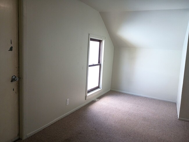 Building Photo - 107 Harrison Pl