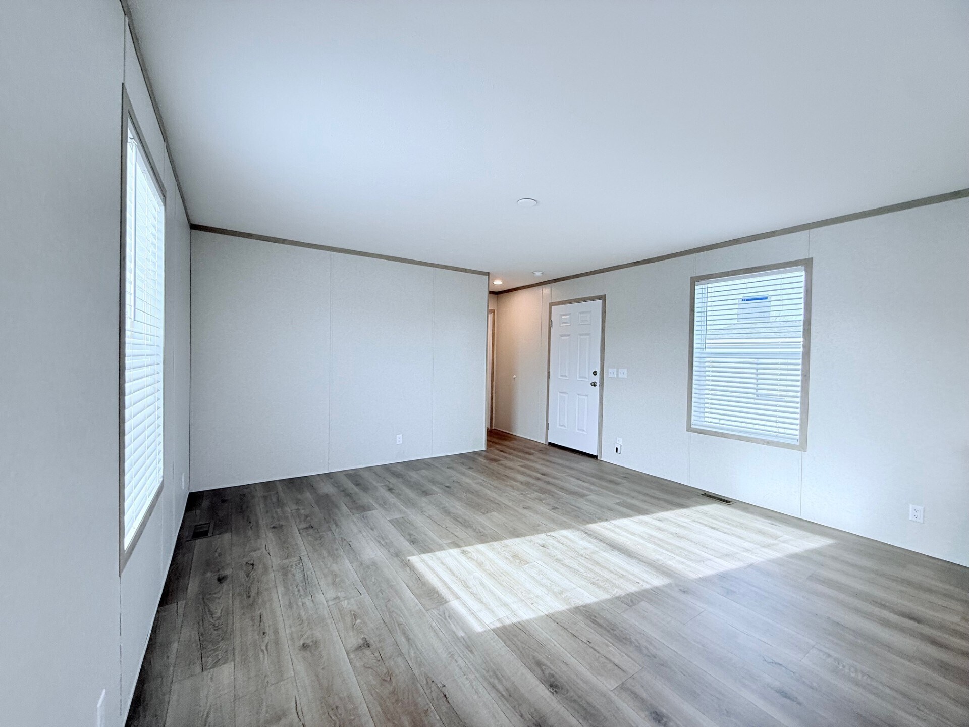 Building Photo - 52758 S Yorktown Ct