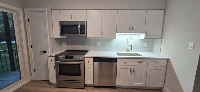 Building Photo - 1851 S Morris Hill Dr