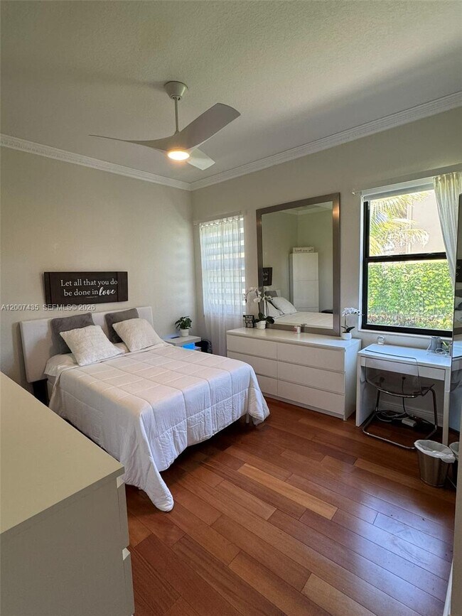 Building Photo - 15053 SW 40th St