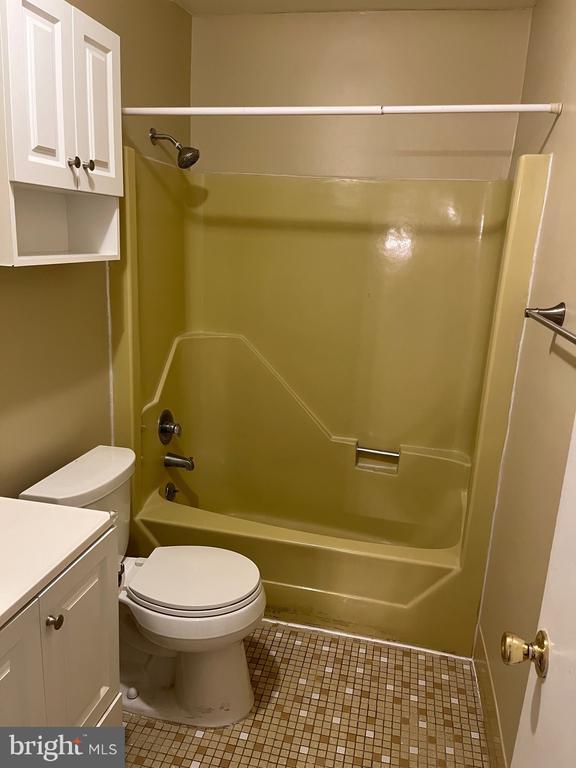 Building Photo - 1508 Silver Ct