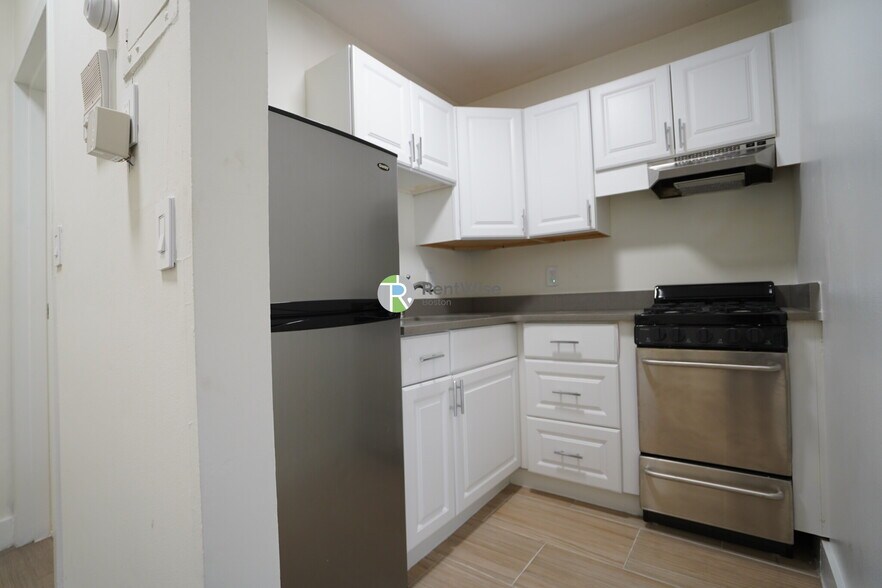 Building Photo - 550 Massachusetts Ave