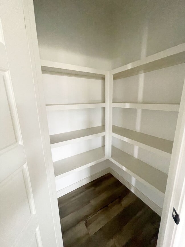 Building Photo - New Construction Home Move in Ready!