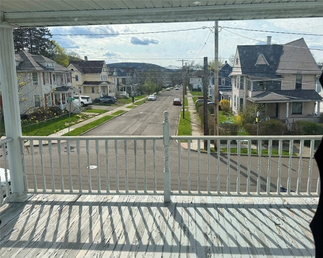 Building Photo - 51 Mill St