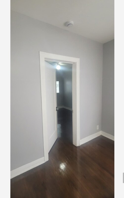 Building Photo - 8043 S Maryland Ave