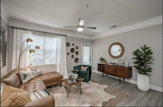 Building Photo - 529 Barker-Clodine Rd