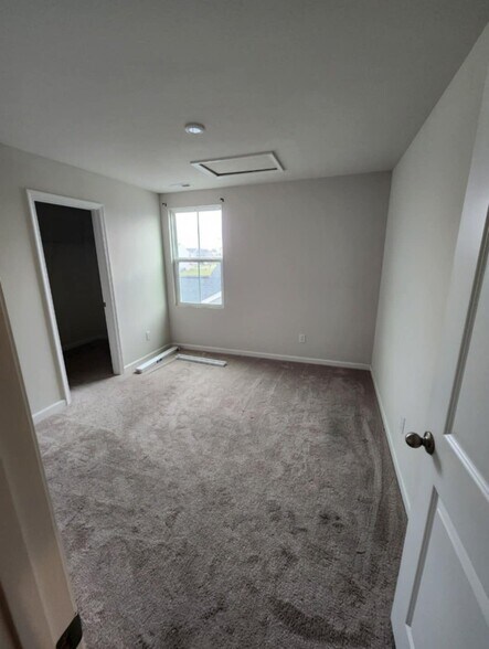 Building Photo - 8511 Fownes Ln