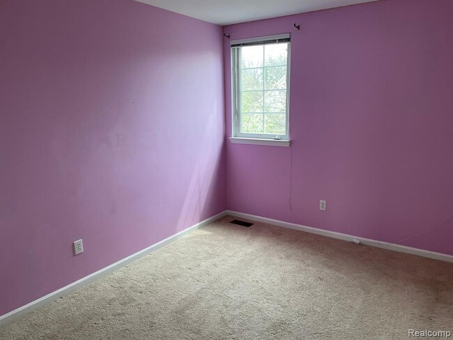 Building Photo - 38463 Saratoga Cir