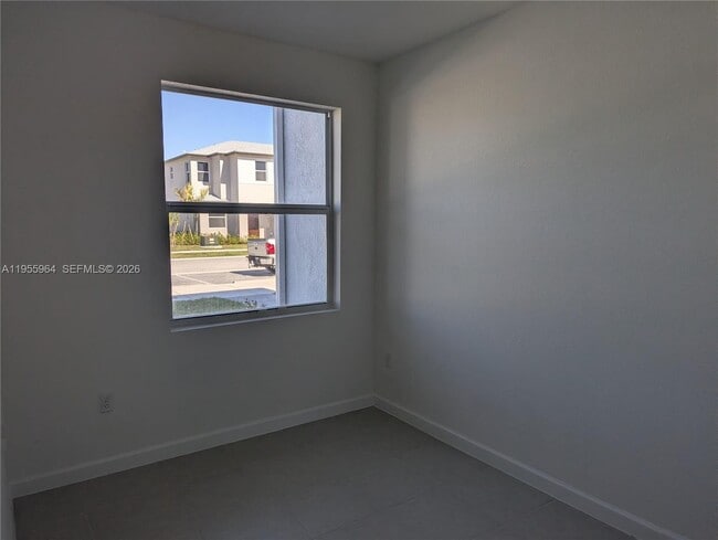 Building Photo - 338 SW 338th St