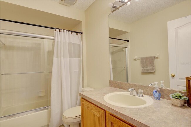 Building Photo - 963 Cherry Valley Way