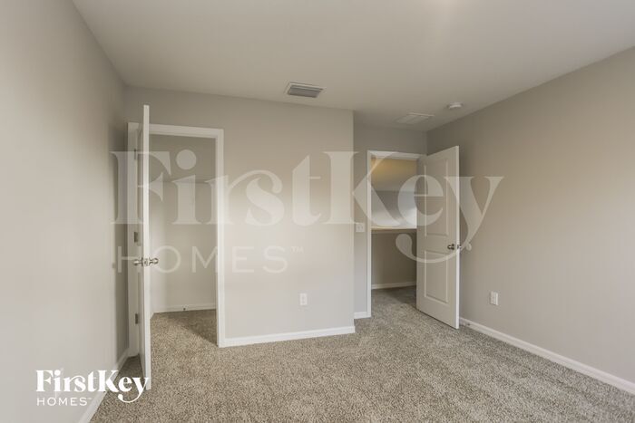 Building Photo - 1770 Broad Winged Hawk Dr