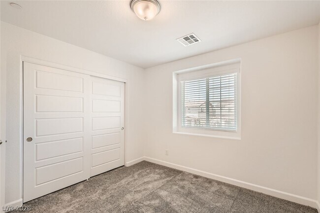 Building Photo - 313 Bay Village Pl