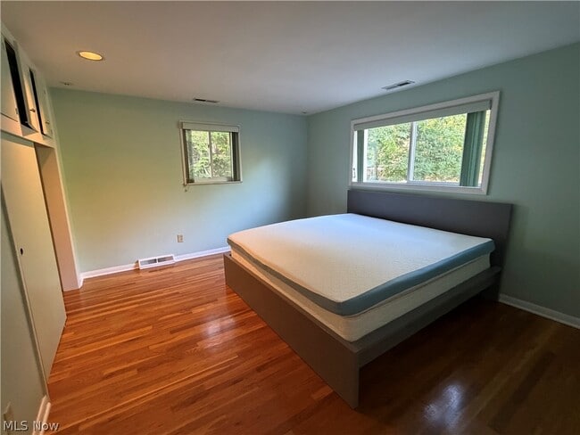 Building Photo - 2455 Buckhurst Dr